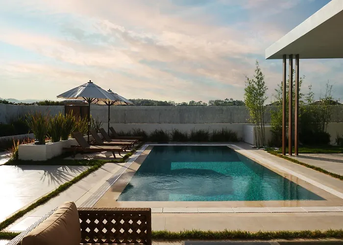 Ashta / Zen פאטהיה